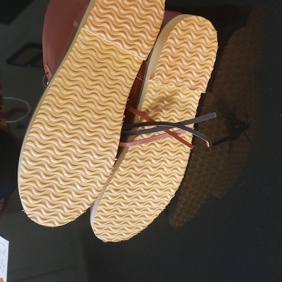 1 pair new women's  Vintage Buttery soft Waterproof wool lining boots.Brown. 10M - Picture 3 of 4